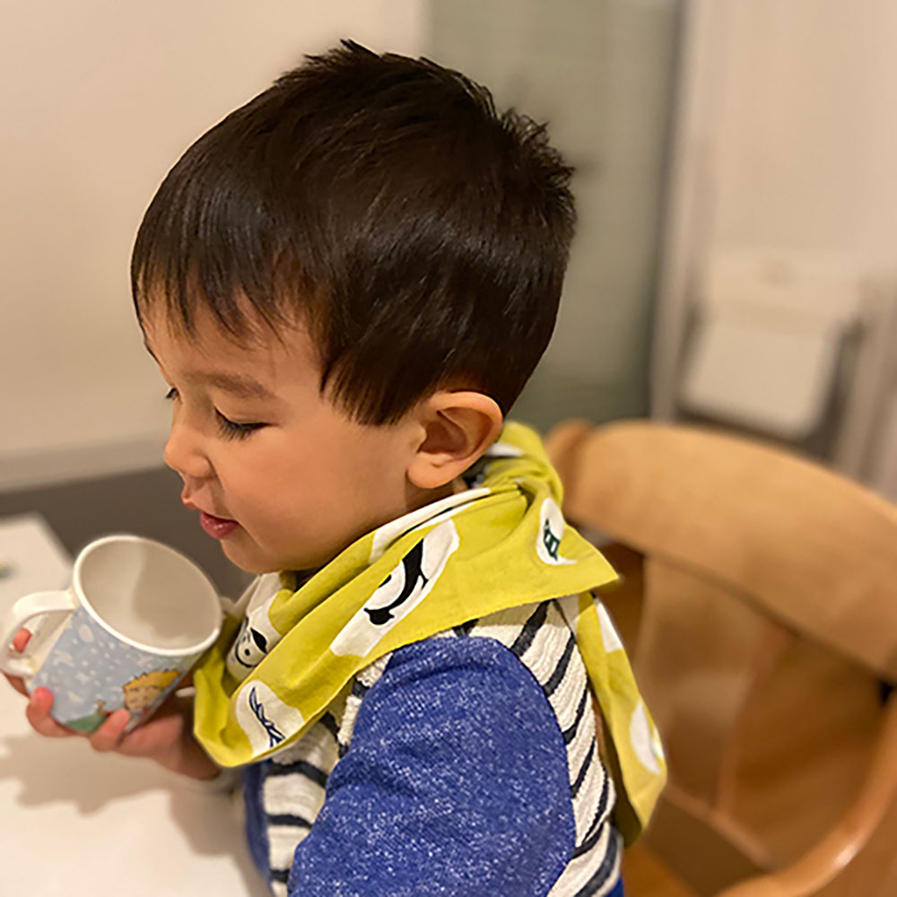 お食事エプロン