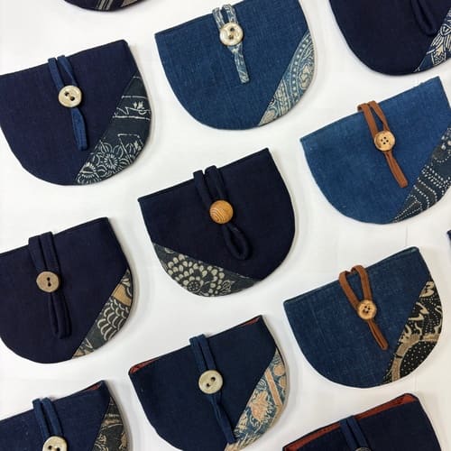 古布×藍染めボタン小物入れ