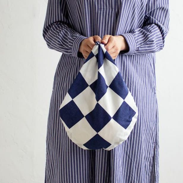 風呂敷「ハレ包み市松」 風呂敷「ハレ包み市松」