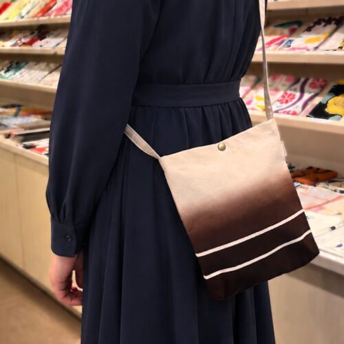 手ぬぐい専門店 麻布十番 麻の葉「亀崎染工展」